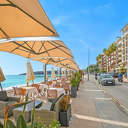 Apartment On The Sea - Happy *