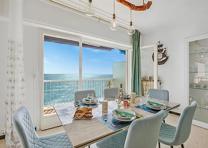 On The Sea - Happy Apartment